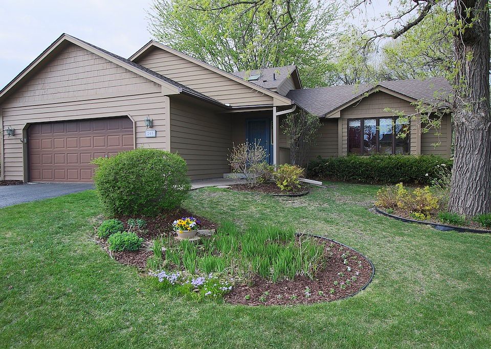 1st image of 205 Egret Ln