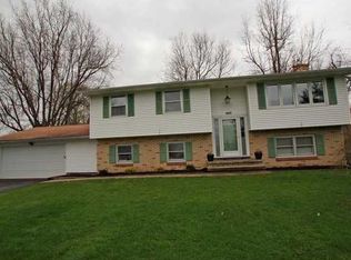 440 Ontario Dr, Ontario, NY 14519