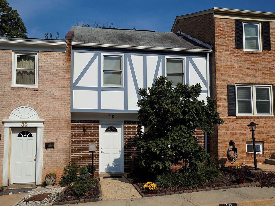 Shady Grove Village Charmer