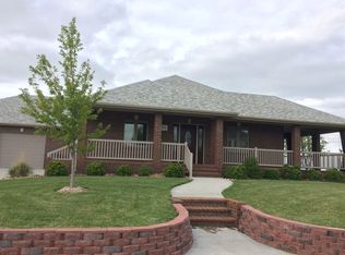 108 W 11th St, Ellinwood, KS 67526