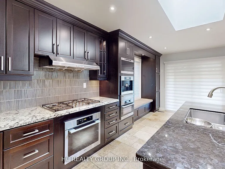83 Fairway Heights Dr — Photo 14