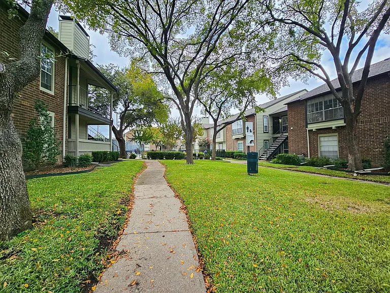 5981 Arapaho Rd #1506 — Photo 30