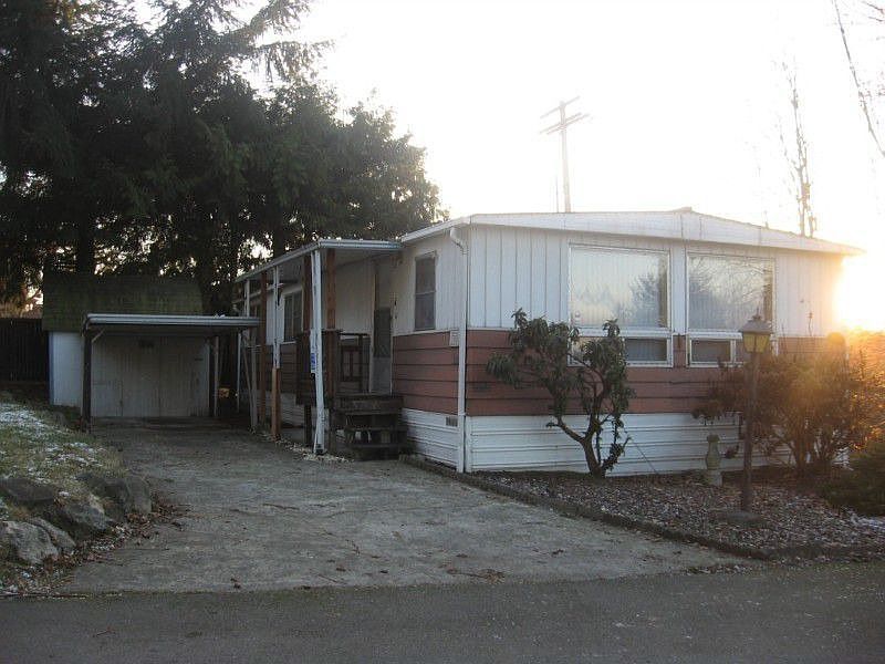 2nd image of 31813 21st Ave SW Trailer 35
