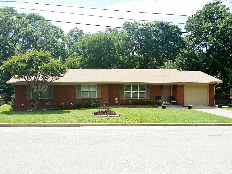 1st image of 2330 Oak Cliff Dr