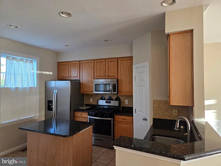 5504 Sacramento Mews Pl — Photo 2