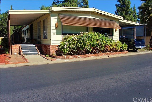 2nd image of 320 N Park Vista St Space 100