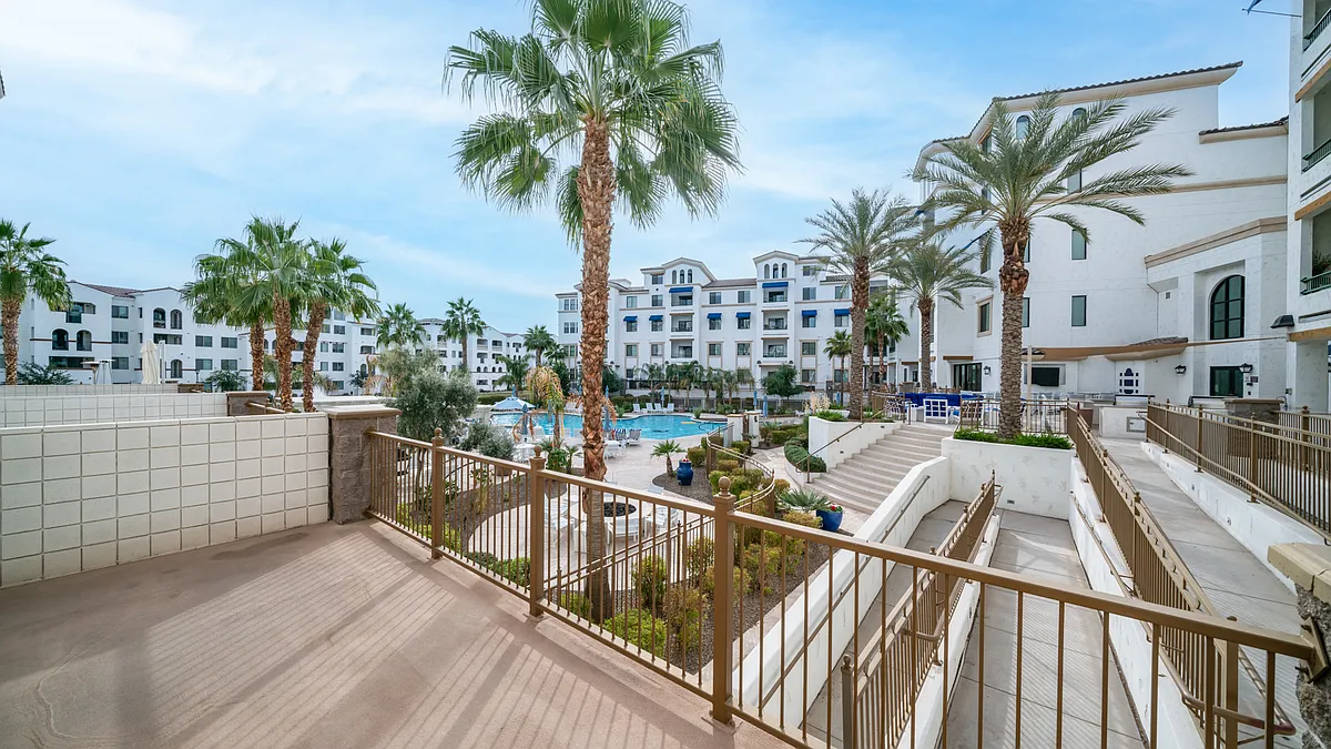 Building Photo - 2511 W Queen Creek Rd #132
