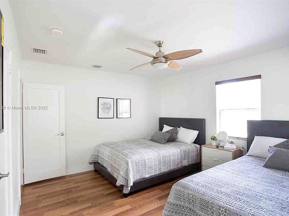 5th image of 632 S 28th Ave #1