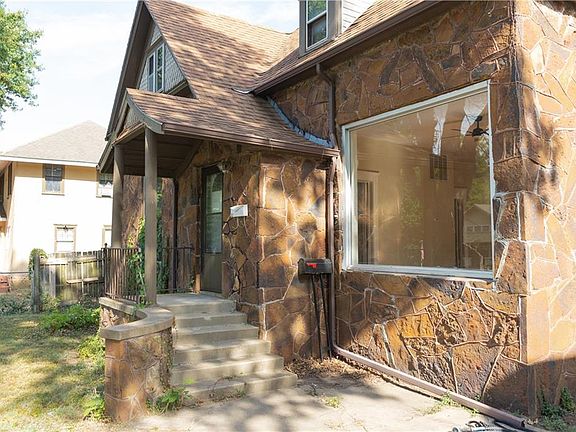 3rd image of 1621 Appleton Ave
