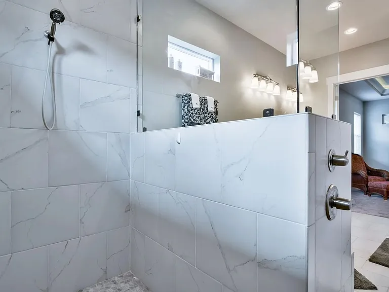 989 Forest Shore Dr — Photo 31