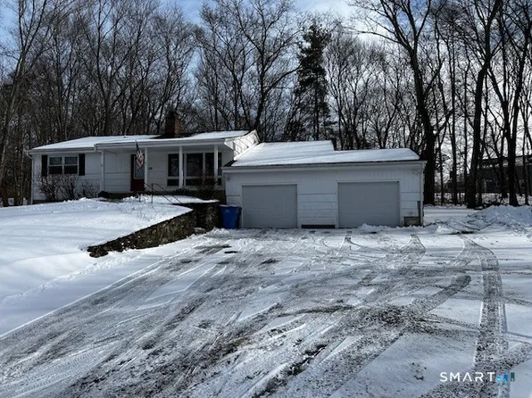 24 Webb Cir, Monroe, CT 06468