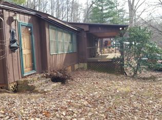 19 Green Spring Rd, Ararat, VA 24053