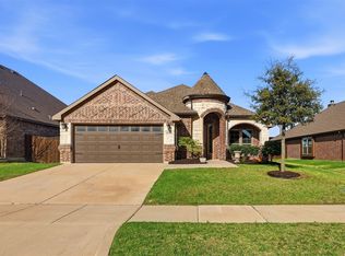 1739 Riviera Dr, Waxahachie, TX 75165