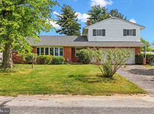 2300 Locust Rd, Dover, PA 17315