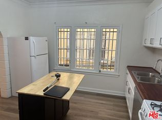 1419 1/2 S Bronson Ave, Los Angeles, CA 90019