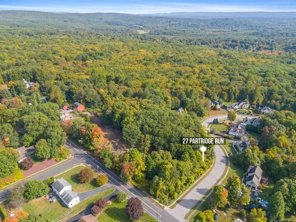27 Partridge Run, Bristol, CT 06010
