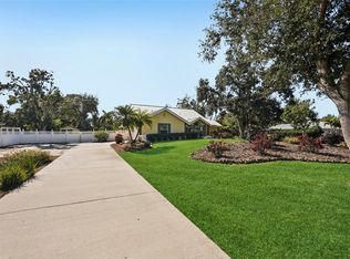 600 Shetland Cir, Nokomis, FL 34275