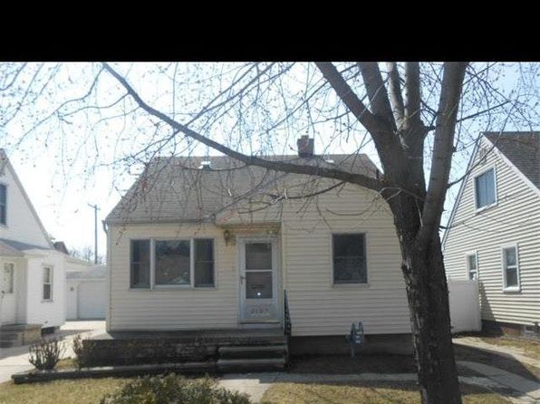 2109 Regina Ave