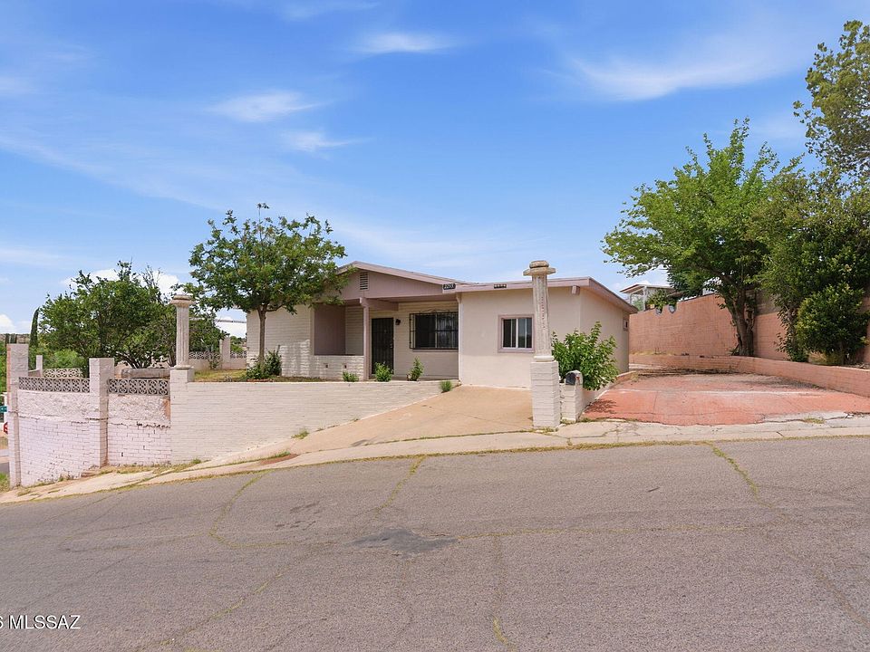1st image of 2255 N Calle Nogales