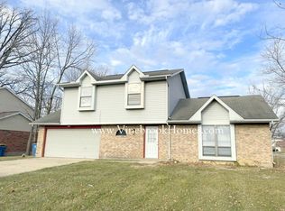 6593 Shull Rd, Dayton, OH 45424