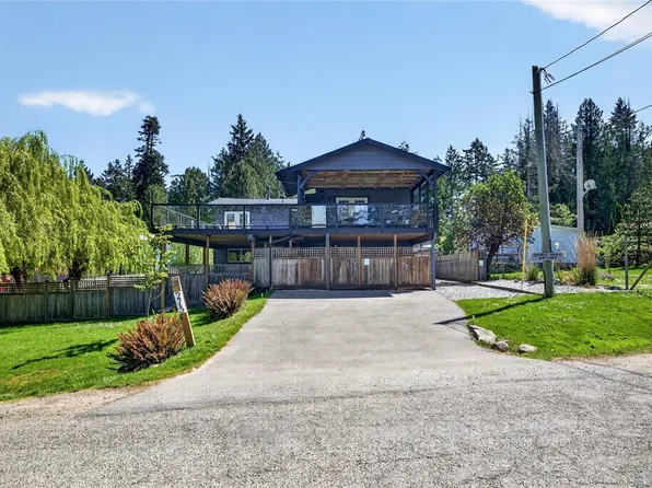 215 Maliview Dr, Saltspring Island, BC V8K 1B7