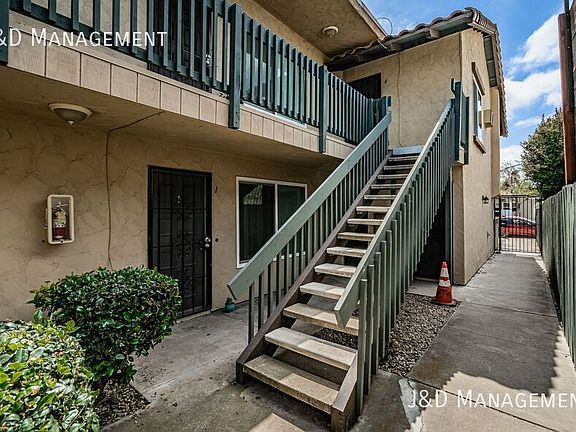 4th image of 4389 39th St APT 4