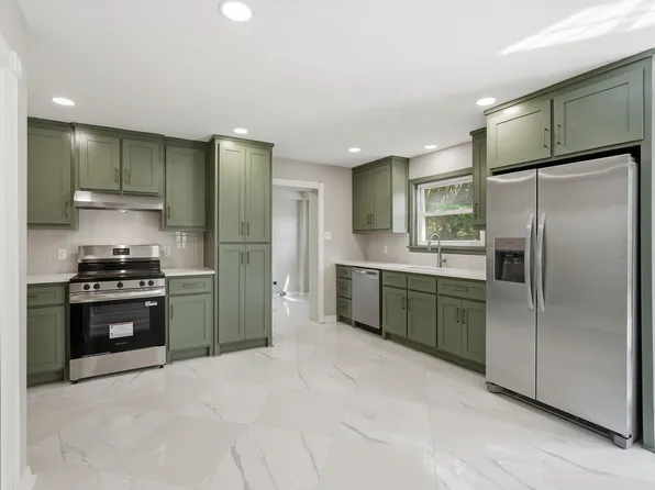 1 Van Lee Dr, Little Rock, AR 72205