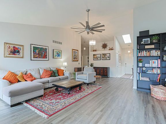 5th image of 5141 Finch Dr