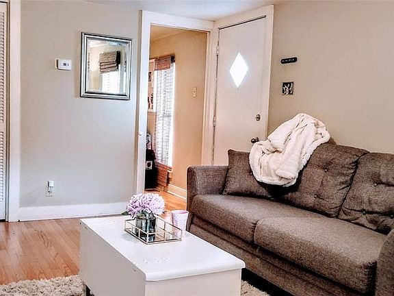 3rd image of 4434 Westway Ave #A