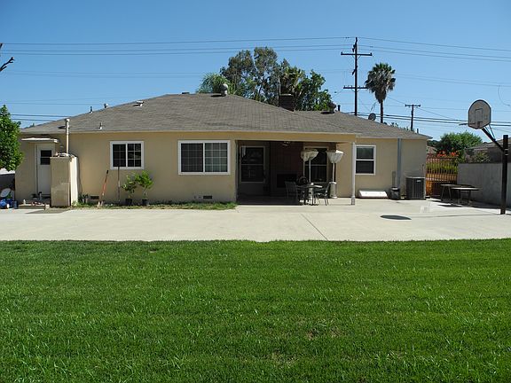 4th image of 1359 W Orange Grove Ave