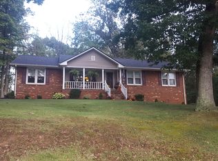 317 Chestnut St, Pearisburg, VA 24134