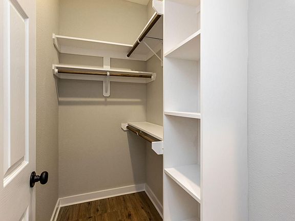 Master Closet with enough space for your needs