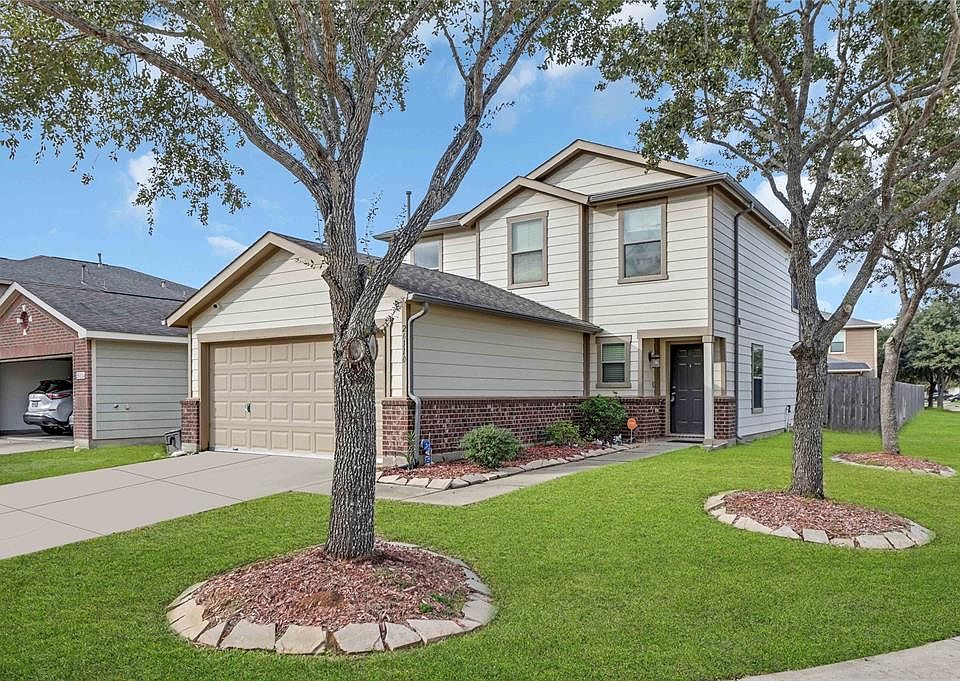 1st image of 26110 Flinton Dr