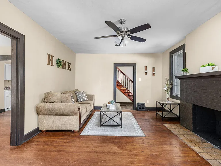 3202 W Main St — Photo 11