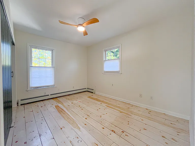 22 Crescent Ave — Photo 64