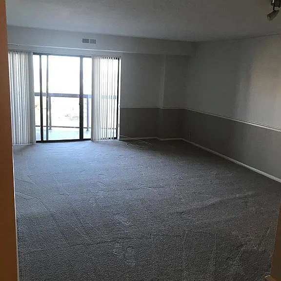 8350 Greensboro Dr #402 — Photo 11