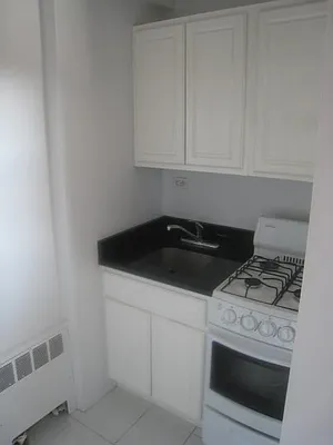 Rented by City Connections Realty | media 1