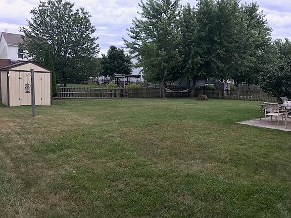 3rd image of 1006 Mallard Ln