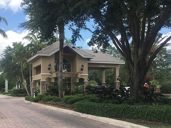 2nd image of 7201 W Cypresshead Dr