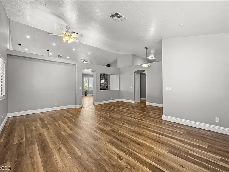 328 Waterwheel Falls Dr — Photo 16