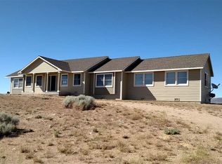 2450 View Point Dr, Sparks, NV 89441