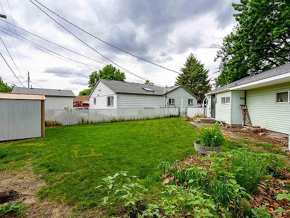 4th image of 914 Wright Ave