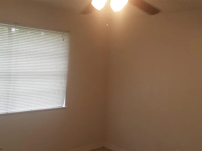 10942 Dunvegan Way — Photo 15