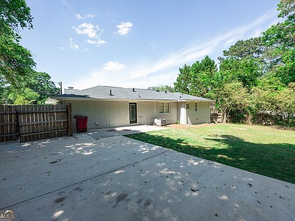 5th image of 969 Newport Rd
