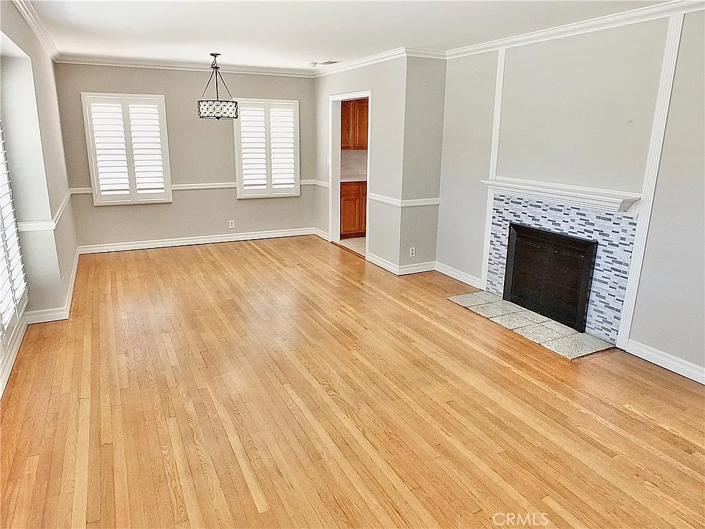 3 bed, 1253 sqft, $4,600 — Photo 4