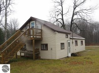 189 N Skinkle Rd, East Jordan, MI 49727