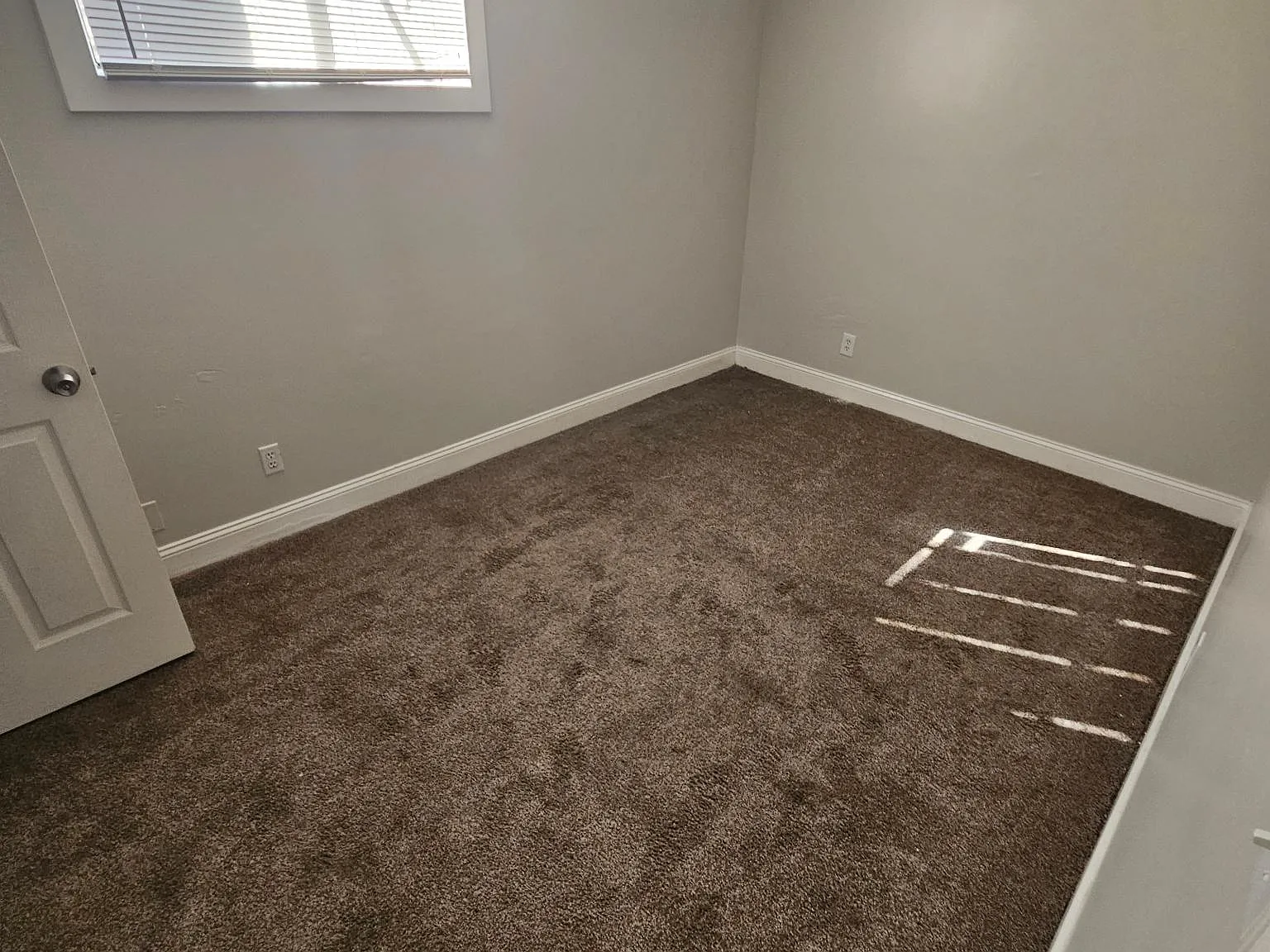 1 bed, 840 sqft, $975 — Photo 2