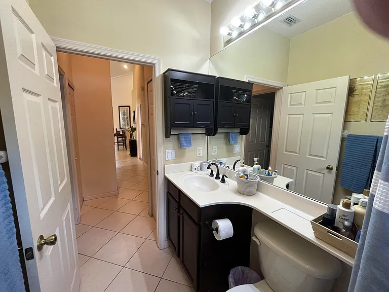 9201 Wentworth Ln — Photo 22