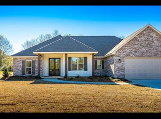 37 Blain Rd, Purvis, MS 39475