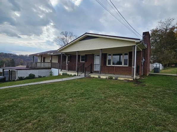 905 Midnight Dr, Chilhowie, VA 24319
